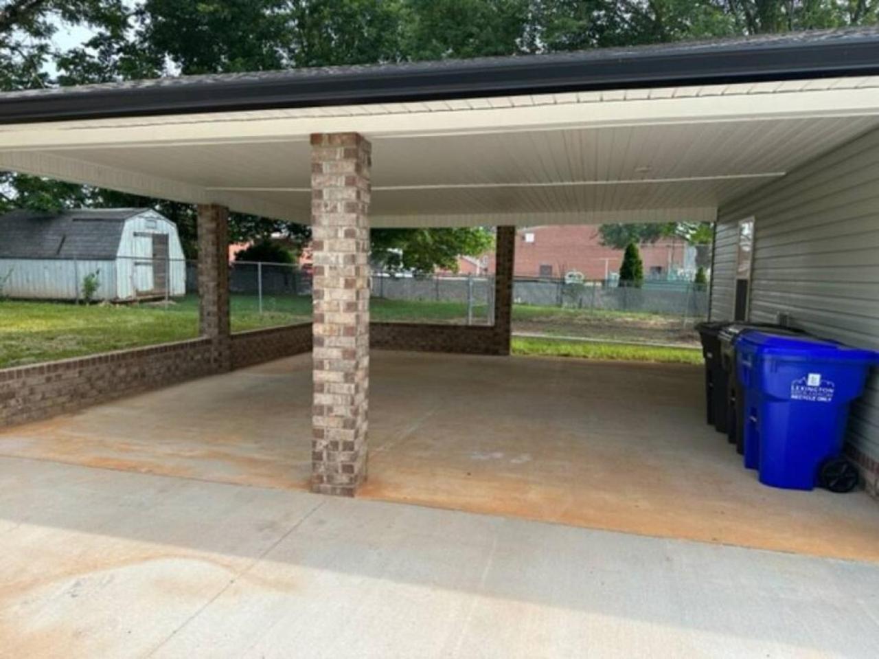 Holy Holt Of Lexington Villa Exterior photo